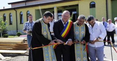 Primarul Cristian Cîrjaliu a pus piatra de temelie a noului Centru Turistic din Agigea - 3