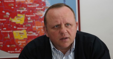 Stire din Politică-Administrație : Primarul Cristian Cârjaliu mai vrea un mandat la Agigea