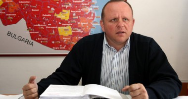 Stire din Politică-Administrație : Primarul Cristian Cîrjaliu a primit finanțare pentru înființarea unui centru  de informare turistică