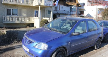 Stire din Eveniment : Cinci mașini sparte într-o noapte, într-o parcare din Agigea
