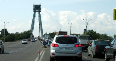 Stire din Eveniment : Atenție, șoferi! Restricție de tonaj și viteză pe podul de la Agigea!