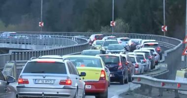 Aglomerație pe DN1, spre stațiunile de pe Valea Prahovei