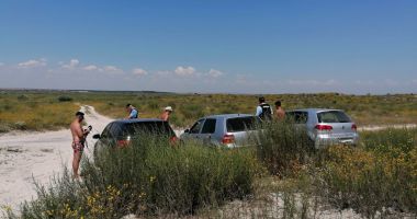 Aglomeraţie mare pe plajele sălbatice din sudul Rezervației Biosferei Delta Dunării - 3