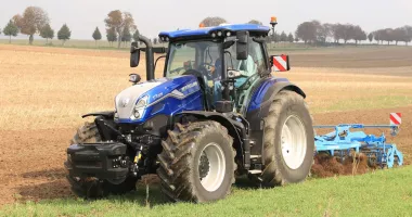 Stire din Economie : Motorină la preț redus, fără accize și TVA, pentru fermierii constănțeni