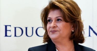 Stire din Politică-Administrație : Rovana Plumb, desemnată comisar european pentru Transporturi