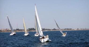Stire din Sport : A început prima etapă  a CN de Yachting Offshore