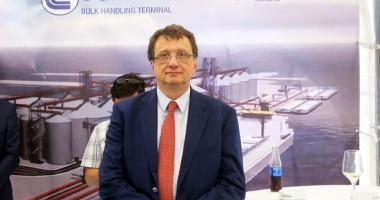 Stire din Economie : A început construcția  terminalului de cereale Comvex