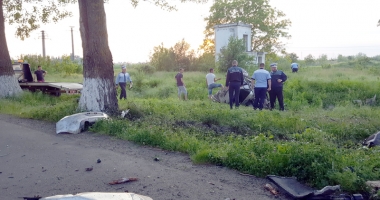 Stire din Eveniment : A intrat cu mașina în pom cu peste 100 km/h. Decizia în cazul morții lui Dan Condrea