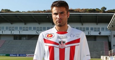 Stire din Sport : Accidentare gravă pentru Adrian Mutu în Franța