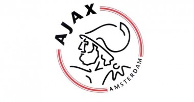 Stire din Sport : Fotbal / Ajax Amsterdam, a pus ochii pe doi juniori de la Viitorul