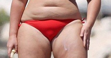 Stire din Monden : A jurat să slăbească după ce a văzut poze cu ea într-o revistă/ Galerie foto