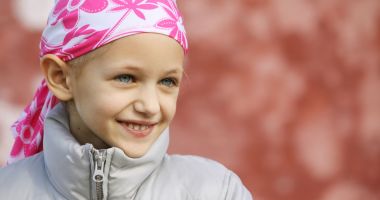 Stire din Social : Ajutați copiii cu cancer, donați cei 2% din impozit!