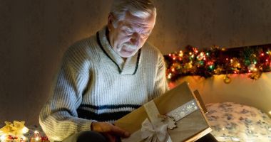 Stire din Social : Vești bune pentru sărbători. Condițiile necesare pentru a primi suma de 100 de lei
