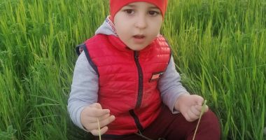 Stire din Social : Ajutaţi un băieţel de trei ani să se vindece de autism!
