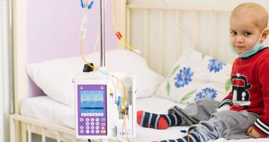 Stire din Social : Copiii bolnavi de cancer din Ucraina, preluaţi de medicii români