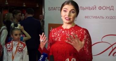 Galerie foto. Iubita lui Vladimir Putin, Alina Kabaeva, de nerecunoscut - 2