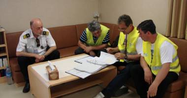 Alarmă pe Marea Neagră: începe campania împotriva "coșciugelor" plutitoare! - 2