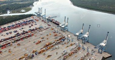 Stire din Actualitate : Alarmă de amenințare cu bombă în port!