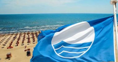 Stire din Social : Ce reprezintă plajele marcate “Blue Flag”. Câte astfel de plaje există în România