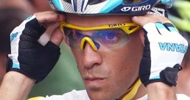 Stire din Sport Internațional : Alberto Contador, pe primul loc în clasamentul mondial UCI World Tour