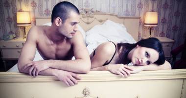 Stire din Life and Style : Ce efecte are alcoolul asupra sexului