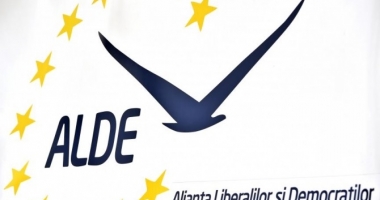 Stire din Politică-Administrație : ALDE - M10, acord privind o viitoare colaborare politică
