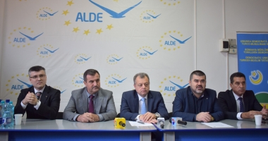 Stire din Politică-Administrație : ALDE a semnat protocol de colaborare cu UDTTMR, la Constanța. Ce obiective și-au propus