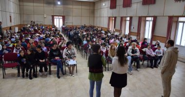 Stire din Cultură-Educație : Elevii Liceului ”Nicolae Dumitrescu” din Cumpăna, față-n față cu scriitorul Alec Blenche