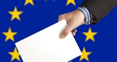Stire din Politică-Administrație : Peste 4 milioane de buletine de vot, trimise în străinătate pentru cele două scrutine de duminică