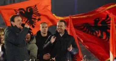Stire din Actualitate : Alegeri în Kosovo. Victoria partidului condus de premierul Kurti, confirmată după renumărarea voturilor