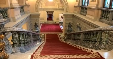 Stire din Politică-Administrație : Alegerile prezidențiale, organizate în septembrie. Curtea Constituțională a respins contestația USR