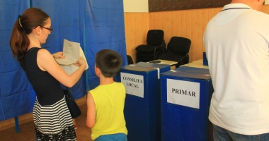 Stire din Politică-Administrație : Alegeri Constanța. Prezență slabă la vot în comuna Peștera