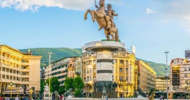 Stire din Actualitate : Alegeri anticipate la jumătatea lui aprilie, în Macedonia de Nord