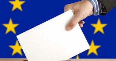 Stire din Eveniment : "Sistemul informatic de monitorizare a prezenței la vot va fi folosit la alegerile europarlamentare"