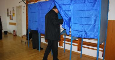 Stire din Politică-Administrație : Alegeri prezidențiale. Mergeți la urne să votați ca pe urmă să nu regretați!
