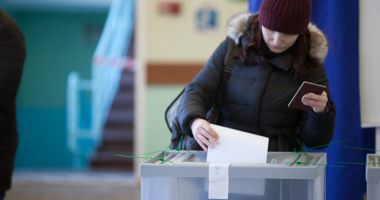 Stire din Politică-Administrație : 2024, cel mai încărcat an politic din ultimele decenii. Când vor avea loc cele patru runde de alegeri