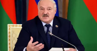 Stire din Actualitate : Aleksandr Lukașenko susține că o întâlnire cu Donald Trump este posibilă