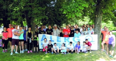 Stire din Sănătate : Ne tratam copiii peste hotare, cu sume exorbitante. Constănțenii se alătură luptei pentru spitalul de oncologie pediatrică
