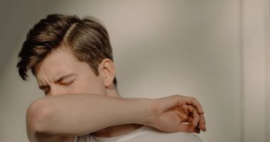Stire din Sănătate : Alergiile de sezon încep să-și facă de cap. Cum le puteți contracara