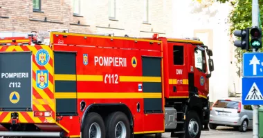 Stire din Eveniment : Alertă la o școală după descoperirea unui proiectil. Peste 300 de elevi și profesori au fost evacuați