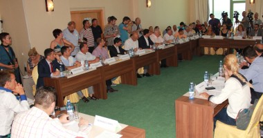 Stire din Politică-Administrație : Aleșii locali ai municipiului Constanța se reunesc în ședință