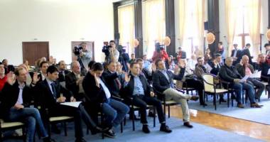 Stire din Politică-Administrație : Problemele constănțenilor, neinteresante pentru ei? Consilierii PNL, acuzați de neimplicare
