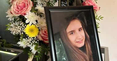 Stire din Social : Ciolacu a alocat 50.000 de lei pentru sprijinirea familiei tinerei care a murit la Maternitatea Botoşani
