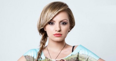 Stire din Monden : Alexandra Stan, iubire secretă cu impresarul