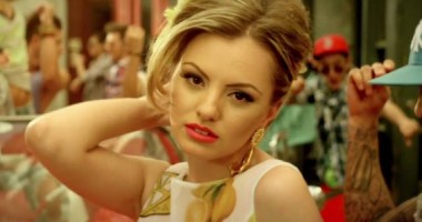 Stire din Diverse : Alexandra Stan a răbufnit pe Facebook. Iată ce nemulțumiri are constănțeanca