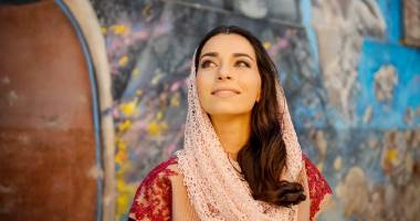 Stire din Cultură-Educație : Alexandra Ușurelu, într-un super concert, la Constanța