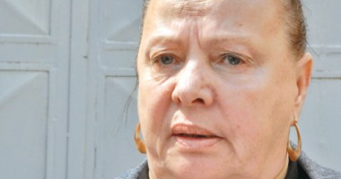 Stire din Eveniment : Torturată timp de șapte ani pentru că a făcut-o pe Elena Ceaușescu "analfabetă"