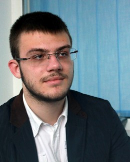 Stire din Cultură-Educație : De ce este nemulțumit liderul elevilor constănțeni, Alexandru Bajdechi