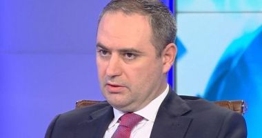 Stire din Social : Noi taxe şi impozite, de la 1 ianuarie 2026