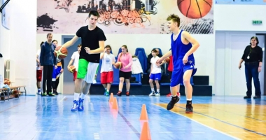 Stire din Sport : Alexandru Olteanu supervizează tinerii baschetbaliști din județul Constanța